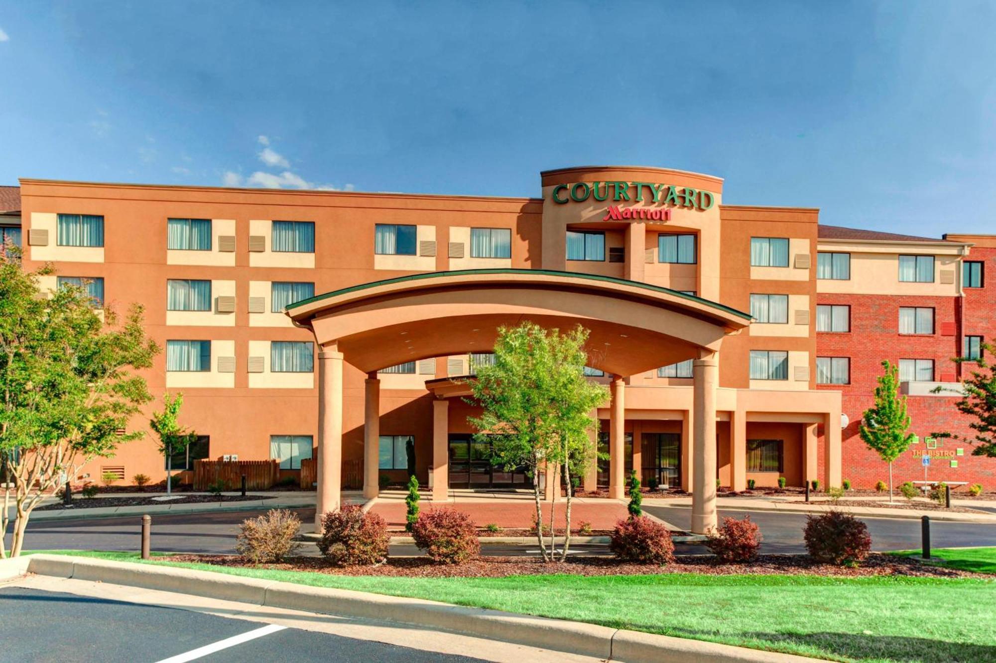 Courtyard By Marriott Anniston Oxford Hotel Exterior photo