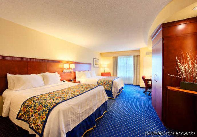 Courtyard By Marriott Anniston Oxford Hotel Exterior photo