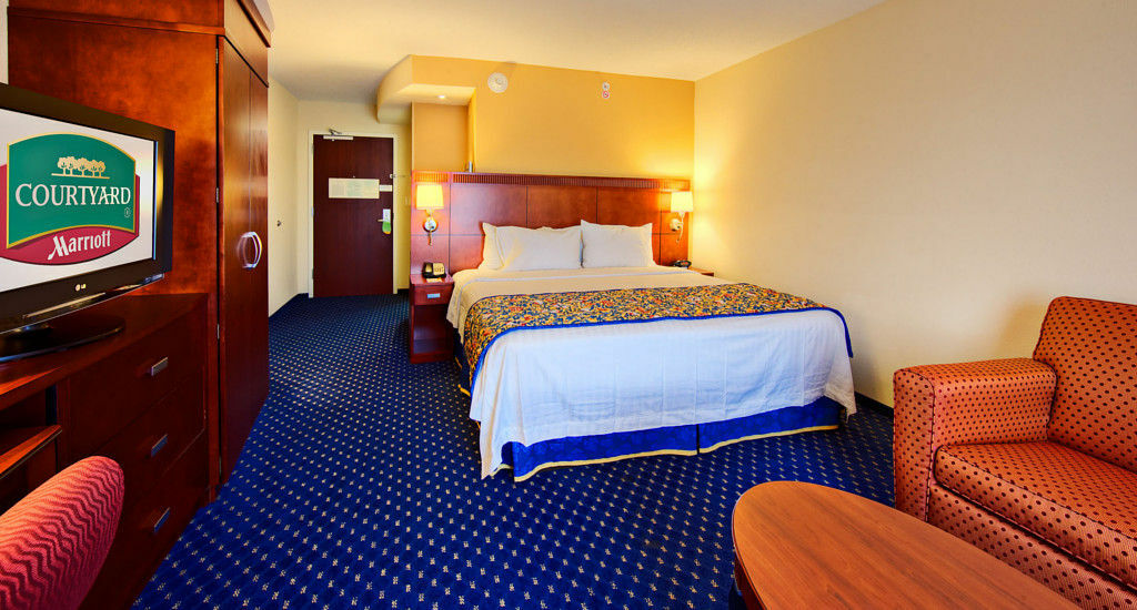 Courtyard By Marriott Anniston Oxford Hotel Exterior photo